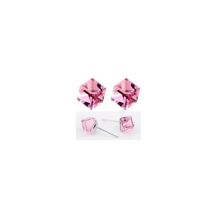 Kép 2/2 - KOCKA ALAKÚ FÜLBEVALÓ - light rose