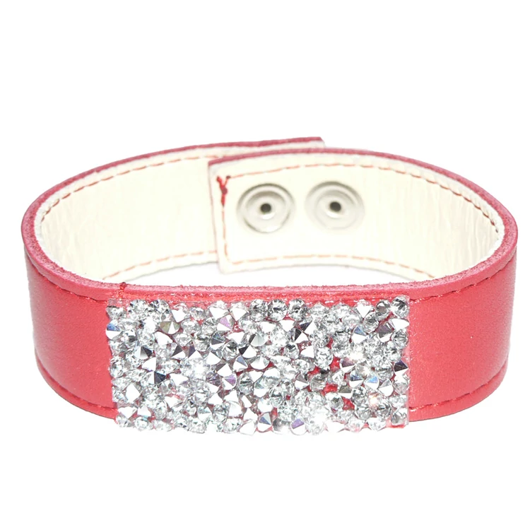 Kép 2/3 - BŐR KARKÖTŐ SWAROVSKI KRISTÁLLYAL - red