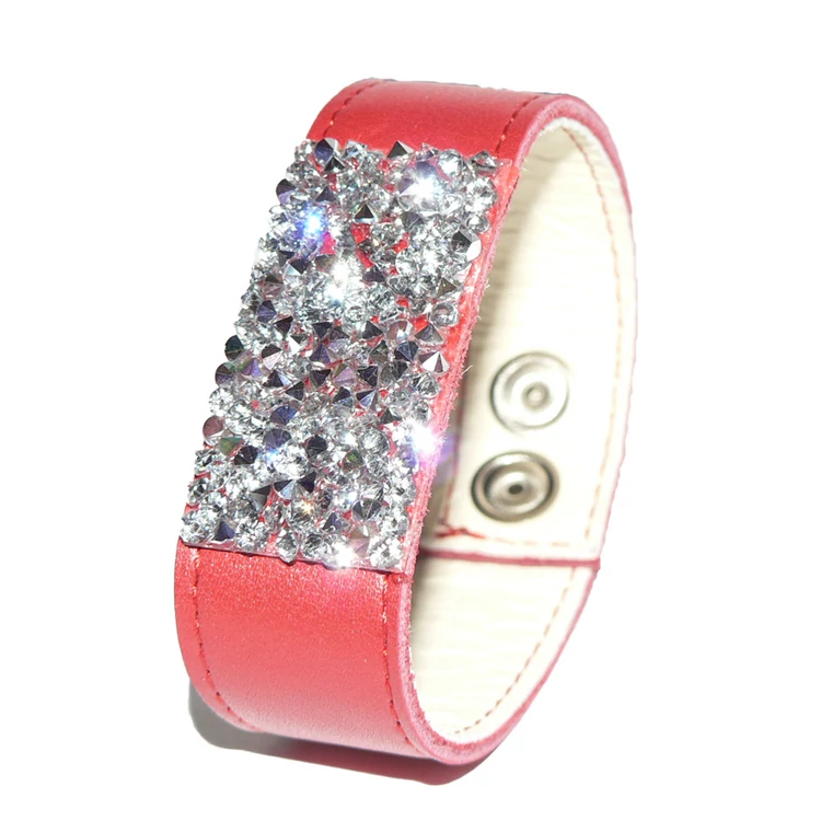 Kép 3/3 - BŐR KARKÖTŐ SWAROVSKI KRISTÁLLYAL - red